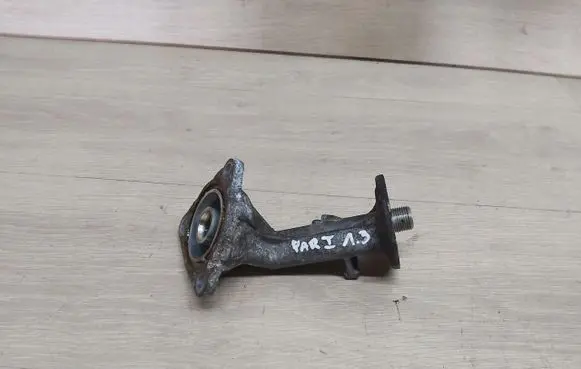 Toyota Yaris Oil filter cover 