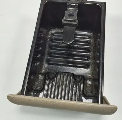 Chevrolet Tahoe Car ashtray