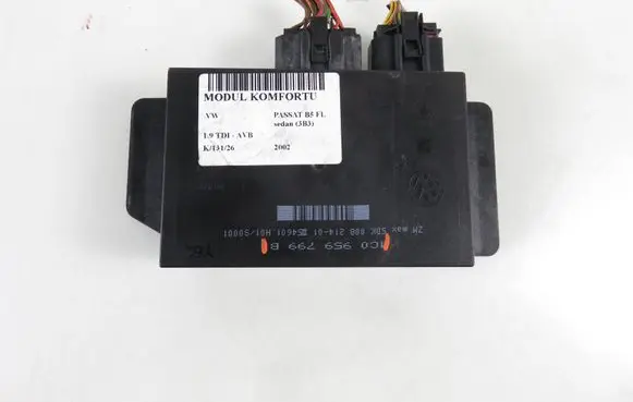 Volkswagen PASSAT B5.5 Central body control module 1C0959799B