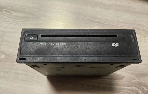Audi A4 S4 B8 8K Navigation unit CD/DVD player 4E0919887C 4E0910887D