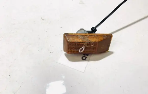 Peugeot 106 Front fender indicator light