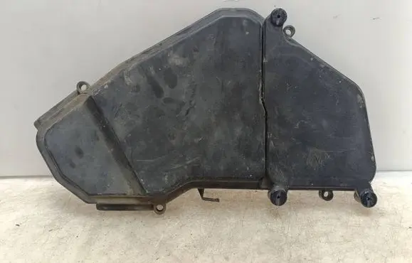 Volkswagen Touareg I Fuse box cover 7L0937576