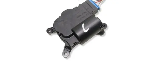 Volkswagen Transporter - Caravelle T5 Air flap motor/actuator 3093694