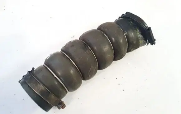 Ford C-MAX II Intercooler hose/pipe av616k863gd av61-6k863-gd