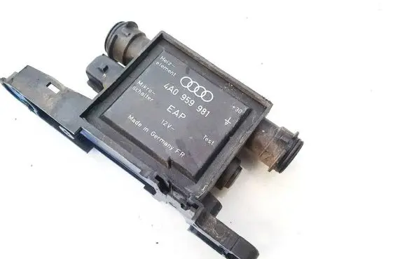 Audi A6 S6 C4 4A Central locking motor 4a0959981