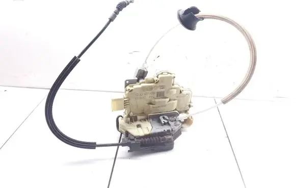 Audi Q7 4L Front door lock 3C1837015A