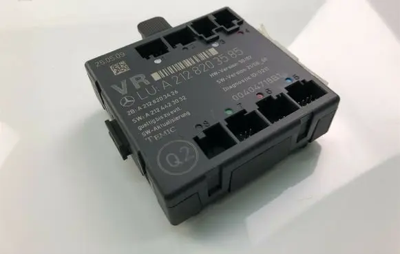 Mercedes-Benz E W212 Other control units/modules A2128203585 P3749