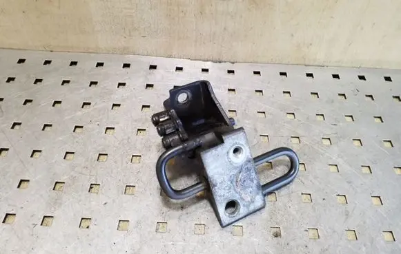Audi A3 S3 A3 Sportback 8P Front door lower hinge 8E0831411E