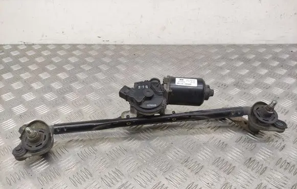 Hyundai Santa Fe Front wiper linkage and motor 981102B000