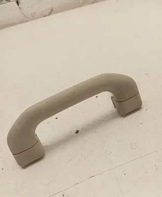 Rear interior roof grab handle