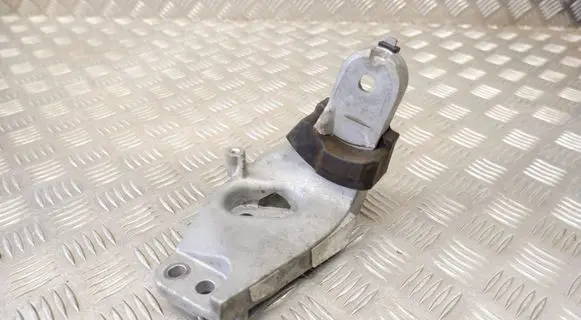 Toyota RAV 4 (XA50) Engine mounting bracket 1230325020