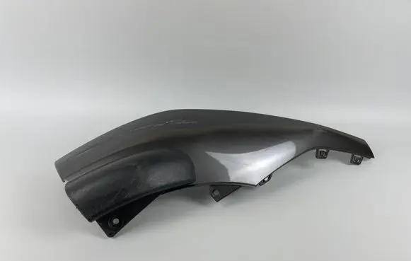 Audi Q7 4M Front bumper corner part panel trim 4M0807062G 4M0807062