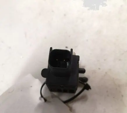 Hyundai Santa Fe Airbag deployment crash/impact sensor 959202B000