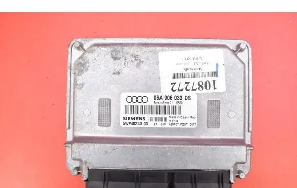 Audi A3 S3 8P Engine control unit/module ECU 06A906033DS