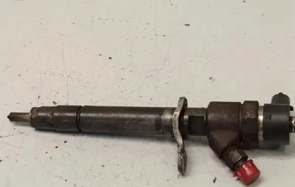 Volvo XC90 Fuel injector 0445110251 30750283
