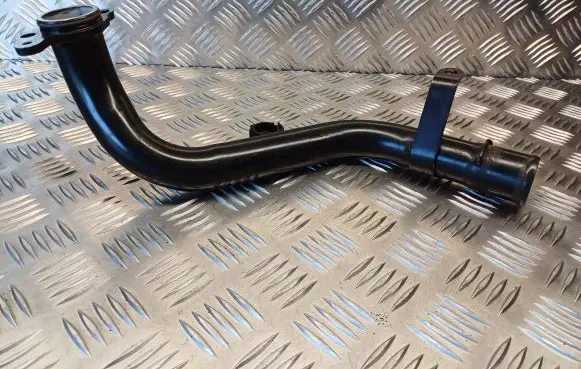 Iveco Daily 4th gen Engine coolant pipe/hose