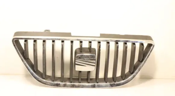 Seat Ibiza IV (6J,6P) Front grill