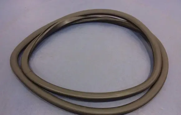 Volkswagen Phaeton Front door rubber seal 3D4867366L