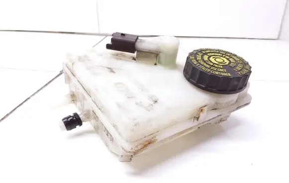 Citroen Xsara Picasso Brake fluid reservoir 0204024818