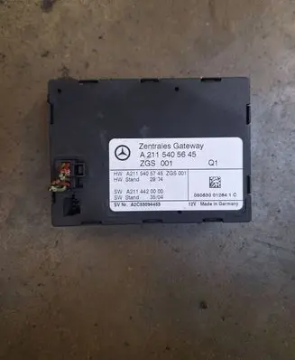 Mercedes-Benz E W211 Other control units/modules A2115405745 A2115405645 A2114420000
