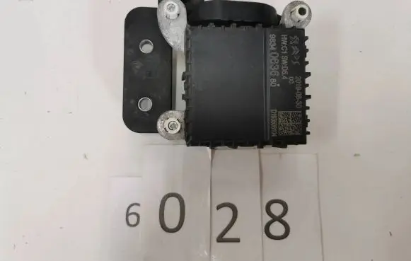 Citroen C5 Aircross Distronic sensor radar 9834063680 20190830 D193506104