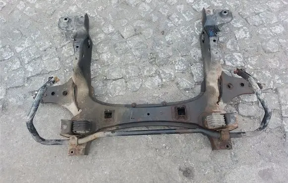 Mercedes-Benz A W169 Front axle beam 