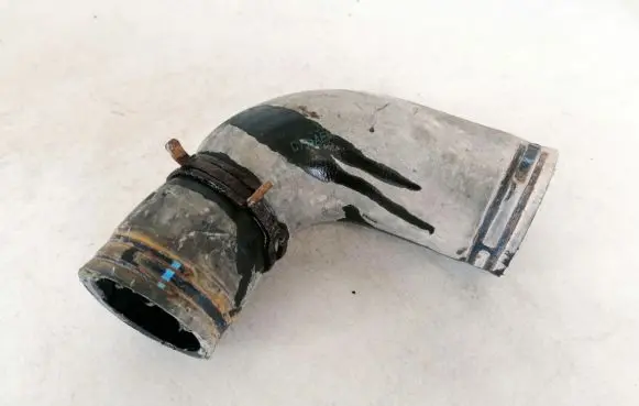Intercooler hose/pipe