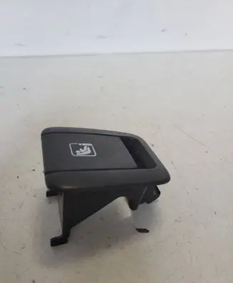 BMW 5 G30 G31 G38 ISOFIX cover 7453599
