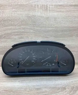 BMW 5 E39 Speedometer (instrument cluster) 6914882 88311242