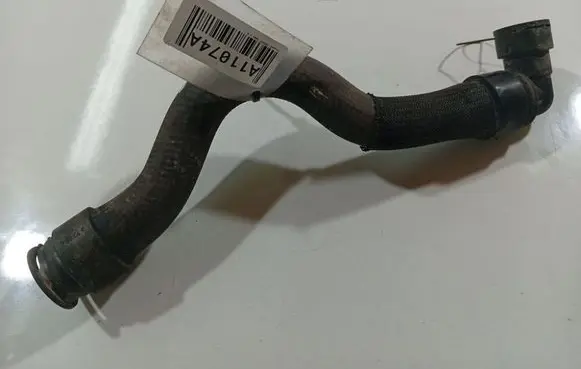 Peugeot Expert Engine coolant pipe/hose 