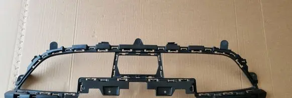 Renault Zoe Front bumper upper radiator grill 620841817R