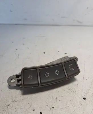 BMW 7 E65 E66 Steering wheel buttons/switches 6911586