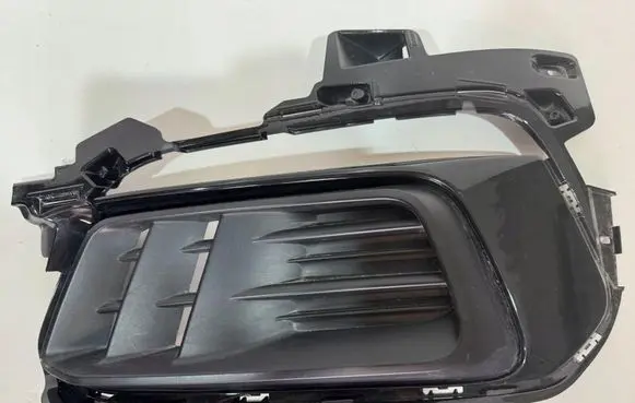 Peugeot 308 Front bumper lower grill