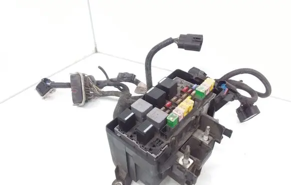 Ford Transit Fuse module 6C1T14A067AB