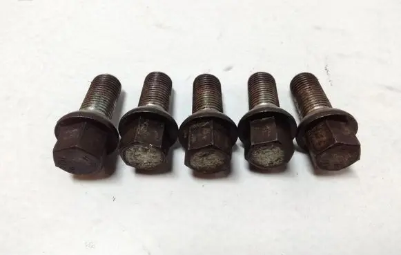 Nuts/bolts