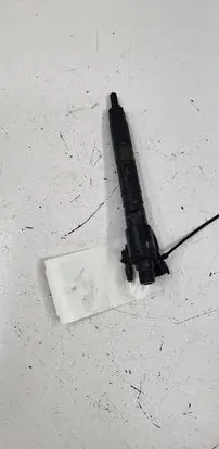 Volvo XC60 Fuel injector 31272690