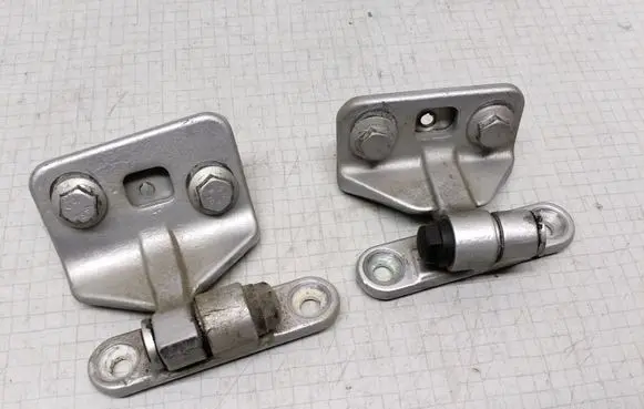 Mercedes-Benz E W211 Rear door hinge set 