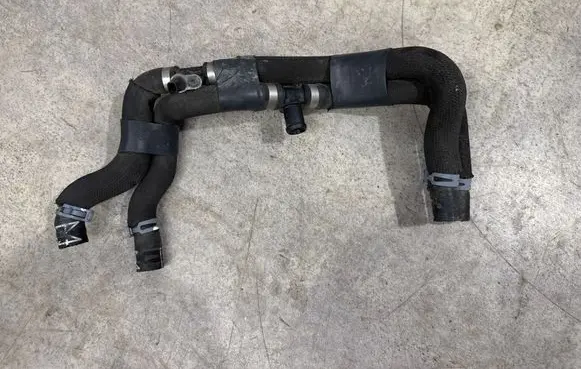 Audi e-tron Engine coolant pipe/hose 4KE145920G