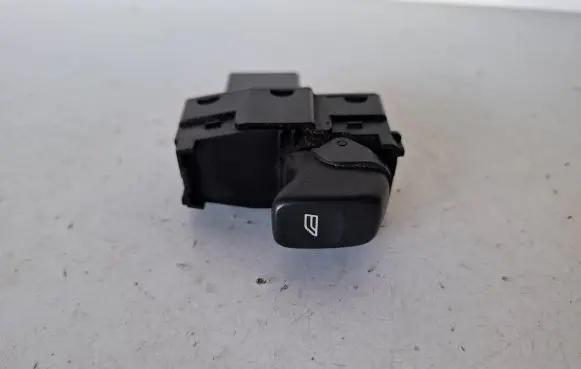 Volvo XC70 Electric window control switch 30658696