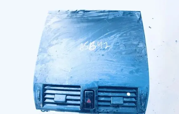 Dash center air vent grill
