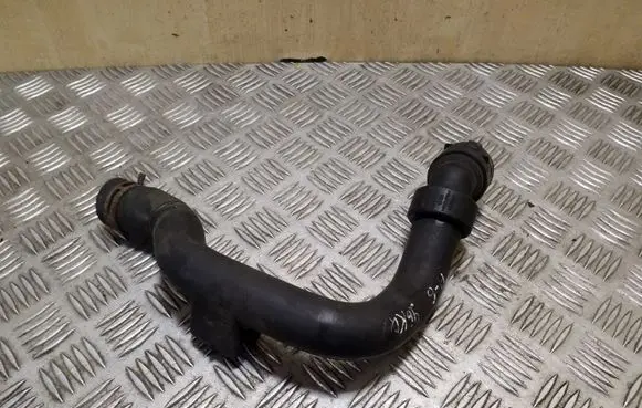Audi A6 S6 C5 4B Engine coolant pipe/hose 8D0121101AD