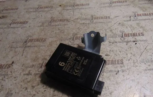 Toyota Yaris Tire pressure control unit 897600D060
