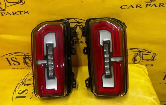 Ford Bronco Rear/tail lights M2DB13B504BN M2DB13B505BN