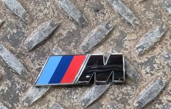 BMW 3 G20 G21 Fender model badge letters 8058882