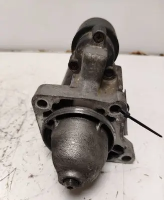 Ford Mondeo MK I Starter motor 001108121