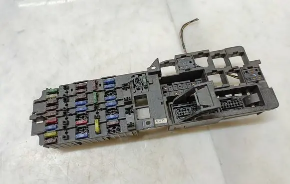 Mercedes-Benz C W202 Fuse box set 2025455240