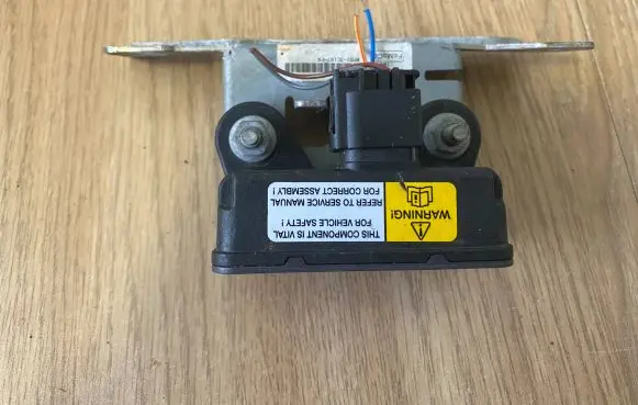 Volvo V50 ESP acceleration yaw rate sensor 10170106483 GW70K02USE