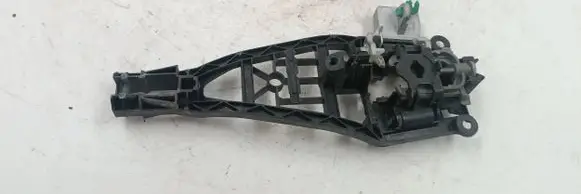 Opel Zafira B Rear door exterior handle/bracket 