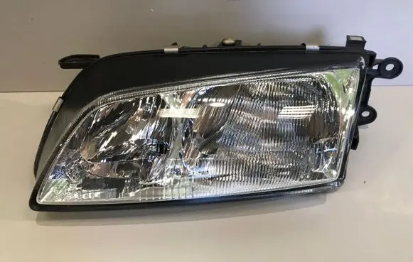 Mazda 626 Headlight/headlamp 082161136L