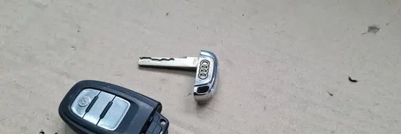 Audi Q5 SQ5 Ignition key/card 8T0959754D